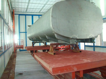 專用車涂裝生產(chǎn)線現(xiàn)場圖4